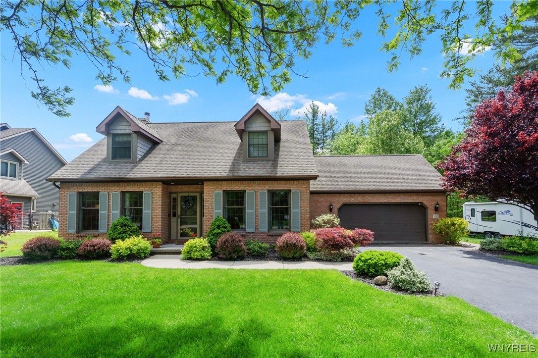 5128 Bay View Road, Hamburg, New York image 1