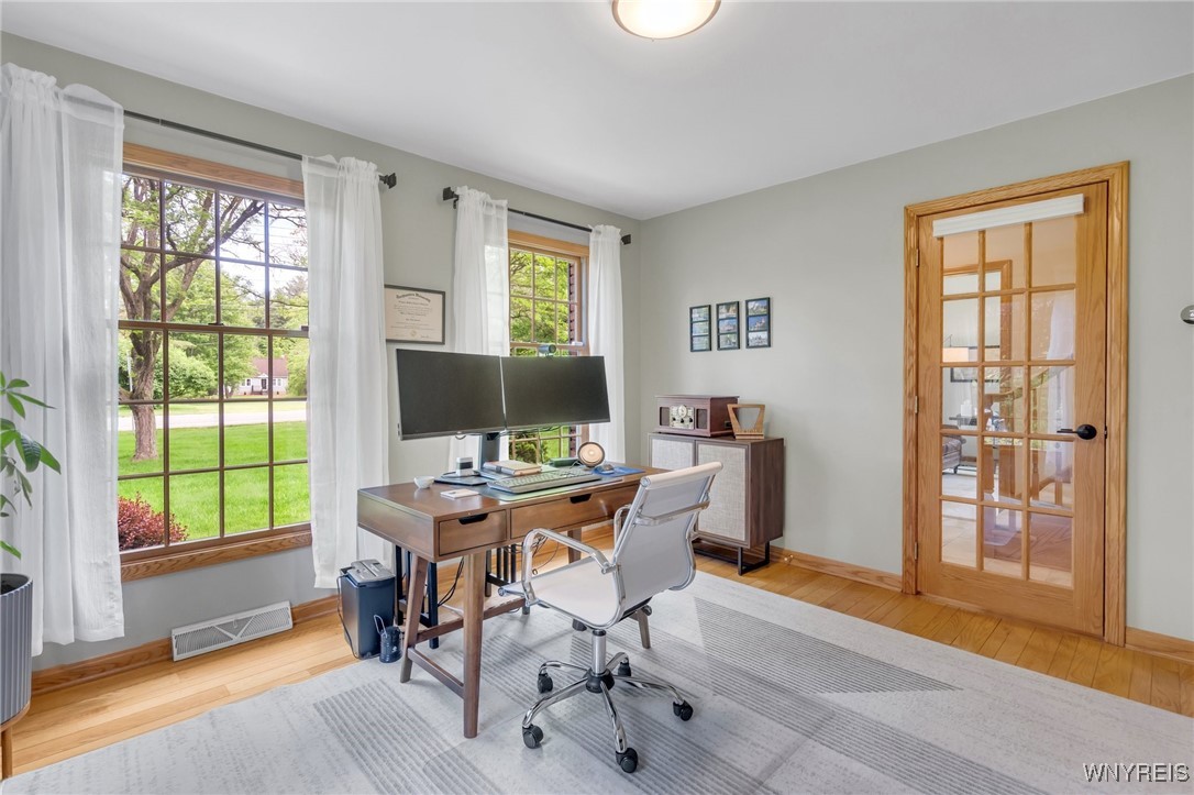 5128 Bay View Road, Hamburg, New York image 18