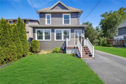 Photo of 23 W Drullard Avenue, Lancaster, NY 14086 (MLS # B1704988)