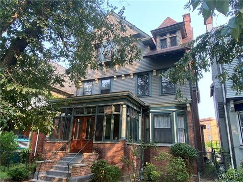 Photo of 115 Bidwell Parkway #Upper, Buffalo, NY 14222 (MLS # B1607835)