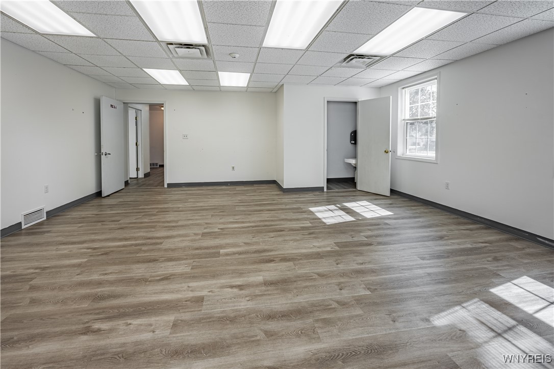 Newfane, New York 14108, United States, ,Commercial,Active,131069