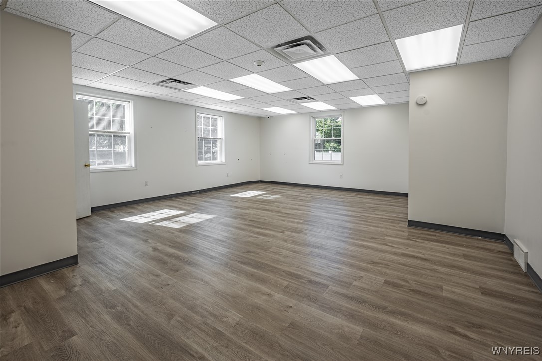 Newfane, New York 14108, United States, ,Commercial,Active,131069