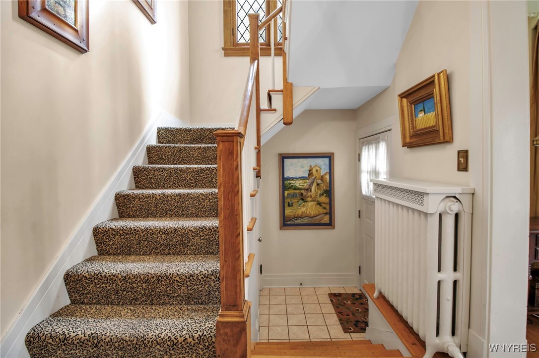 41 Saybrook Place, Buffalo, New York image 3
