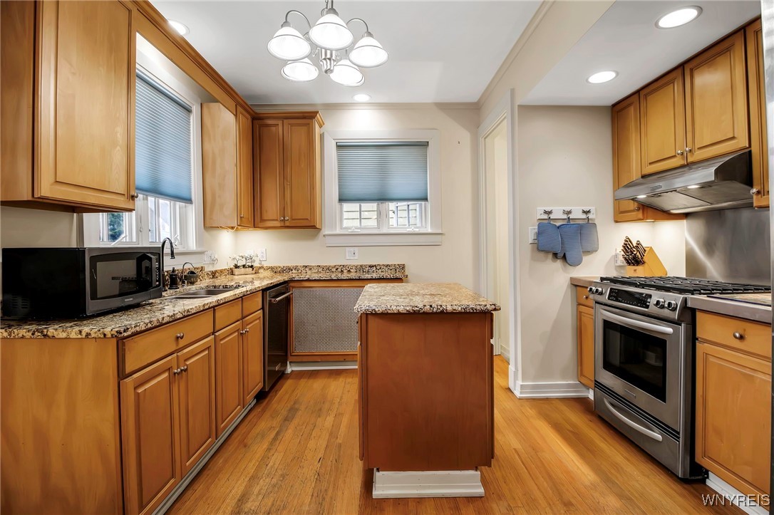 41 Saybrook Place, Buffalo, New York image 12