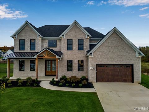 9797 Longleaf Clarence NY 14031