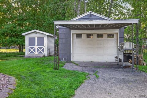 Tiny photo for 316 North Avenue, North Tonawanda, NY 14120 (MLS # B1684475)