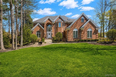 Homes For Sale - 36 Lakeridge Drive<br/> Orchard Park, NY 14127