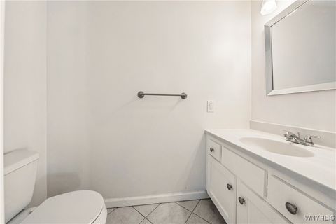 Tiny photo for 3545 Heatherwood Drive, Hamburg, NY 14075 (MLS # B1660816)