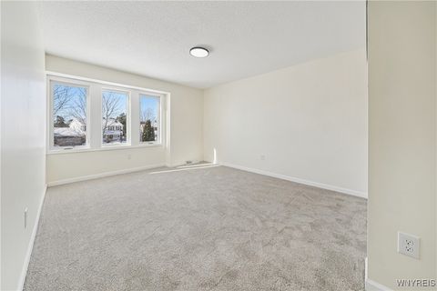 Tiny photo for 3545 Heatherwood Drive, Hamburg, NY 14075 (MLS # B1660816)