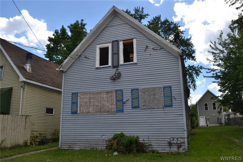 Homes For Sale - 166 Thompson Street<br/> Buffalo, NY 14207