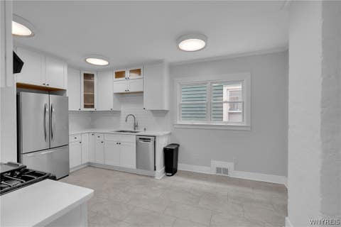 Tiny photo for 610 Ashland Avenue #1, Buffalo, NY 14222 (MLS # B1708574)