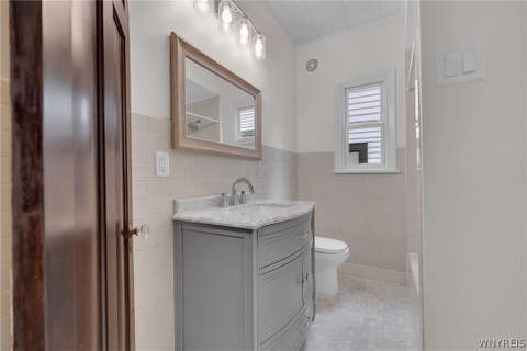 Tiny photo for 610 Ashland Avenue #1, Buffalo, NY 14222 (MLS # B1708574)