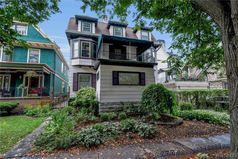Tiny photo for 610 Ashland Avenue #1, Buffalo, NY 14222 (MLS # B1708574)