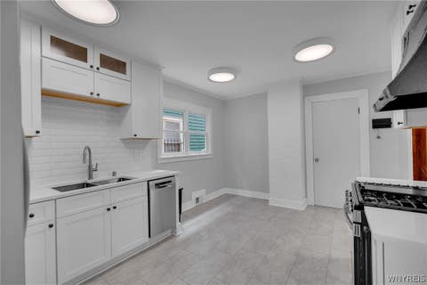 Tiny photo for 610 Ashland Avenue #1, Buffalo, NY 14222 (MLS # B1708574)