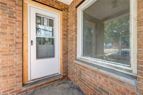 Tiny photo for 1906 Whitney Avenue, Niagara Falls, NY 14301 (MLS # B1656582)