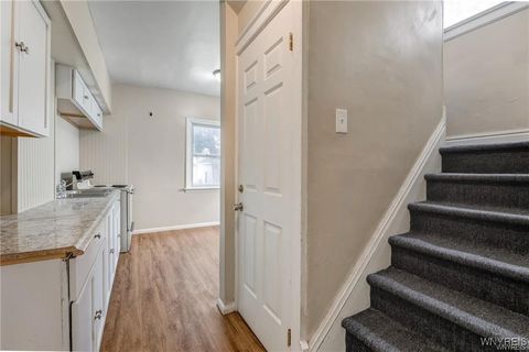 Tiny photo for 1906 Whitney Avenue, Niagara Falls, NY 14301 (MLS # B1656582)
