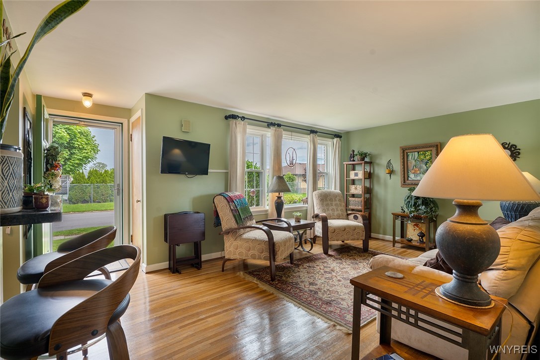 48 Hartford Avenue, Tonawanda, New York image 4