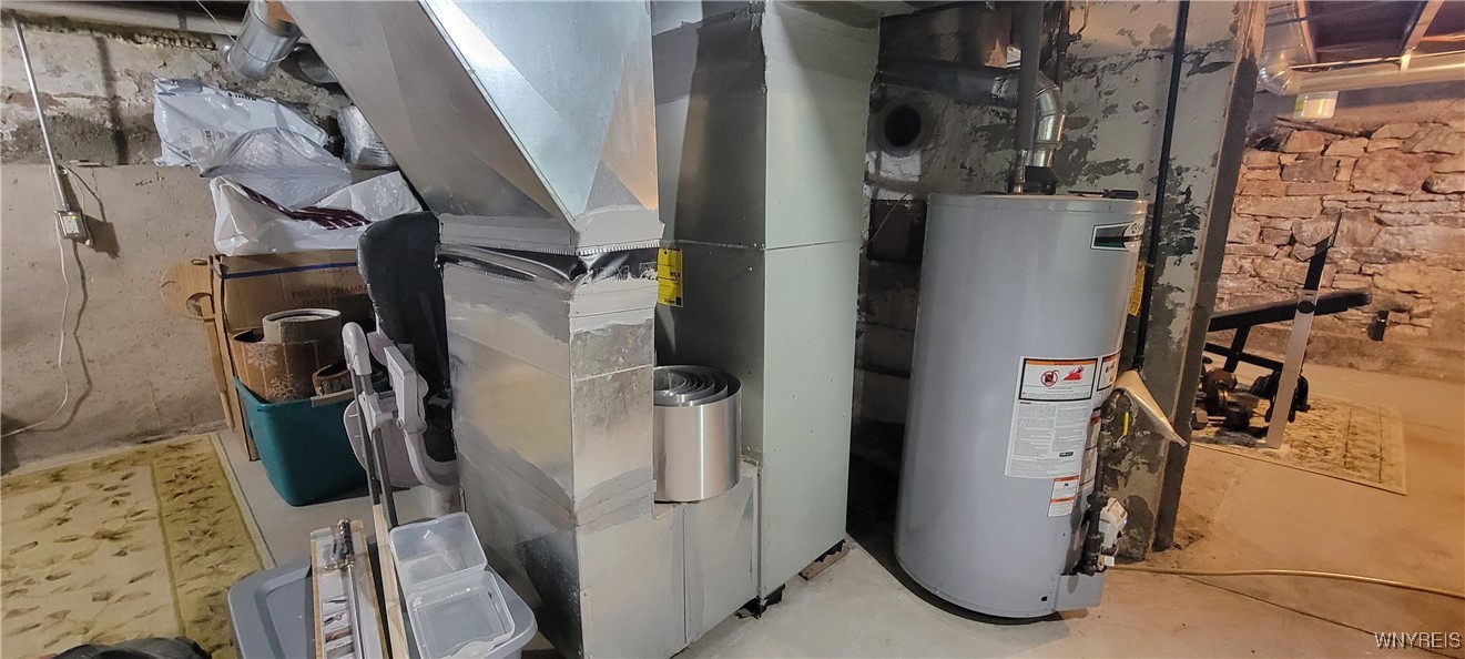 Lockport City, New York 14094, United States, 3 Bedrooms Bedrooms, ,3 BathroomsBathrooms,Residential,Active,163802