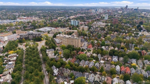 Tiny photo for 24 Saint James Place, Buffalo, NY 14222 (MLS # B1717974)