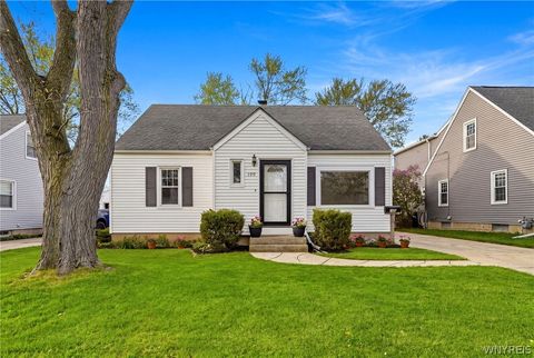 Homes For Sale - 199 Homewood Avenue<br/> Tonawanda, NY 14217