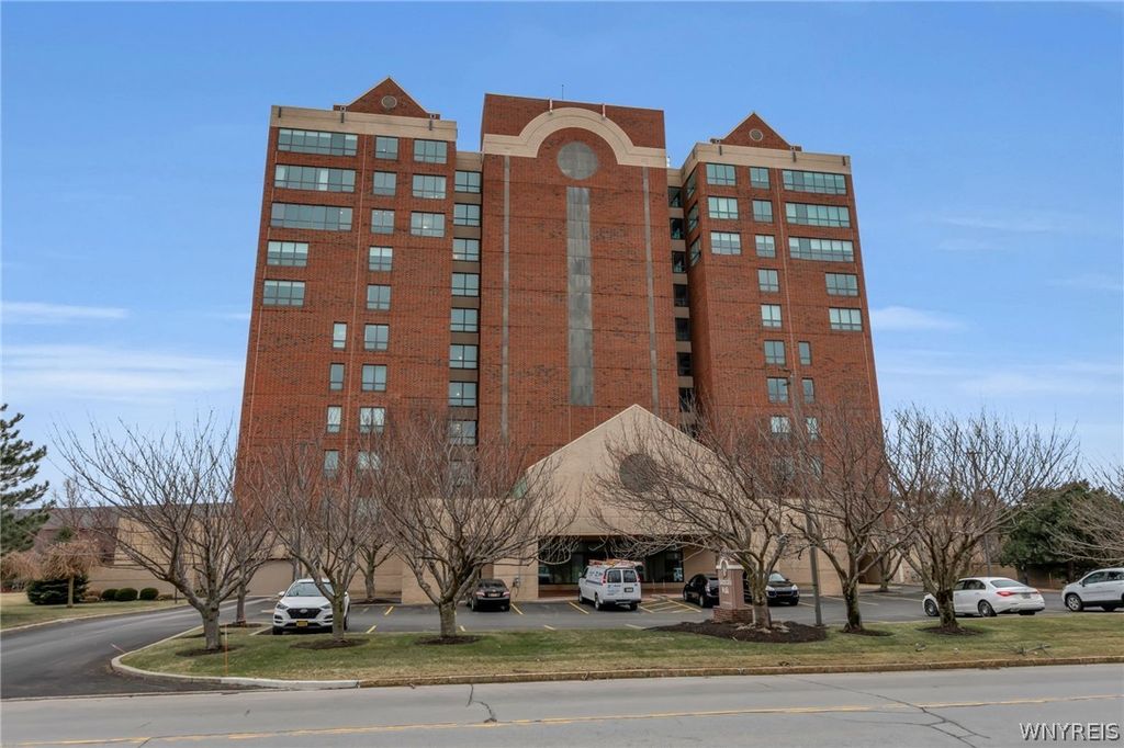 Photo of 75 Ojibwa Circle #505, Buffalo, NY 14202 (MLS # B1668896)