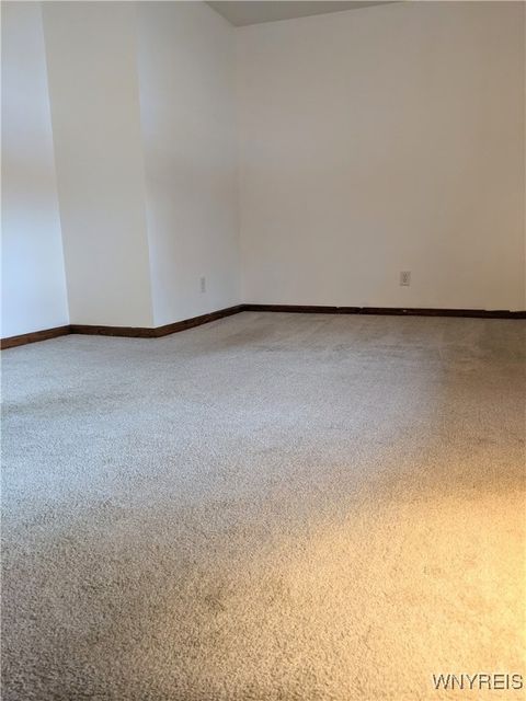 Tiny photo for 6926 Maple Drive #LOWER, Wheatfield, NY 14120 (MLS # B1655415)