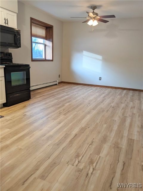 Tiny photo for 6926 Maple Drive #LOWER, Wheatfield, NY 14120 (MLS # B1655415)