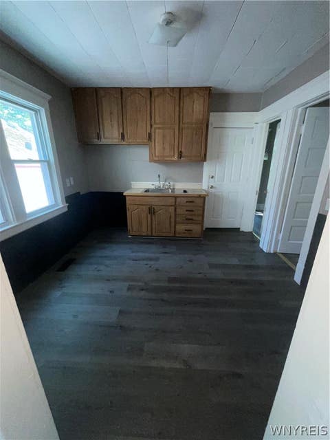 Tiny photo for 51 Pooley Place, Buffalo, NY 14213 (MLS # B1707369)
