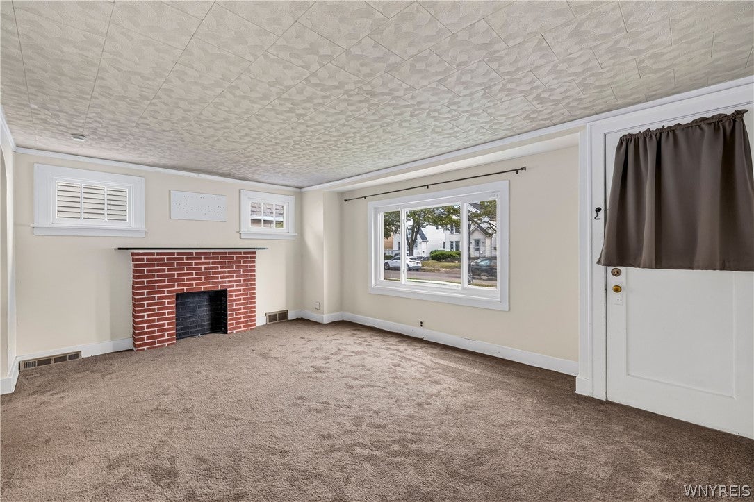 356 Saint Lawrence Avenue