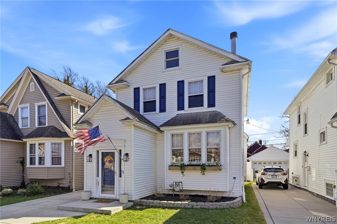 17 Crosby Avenue