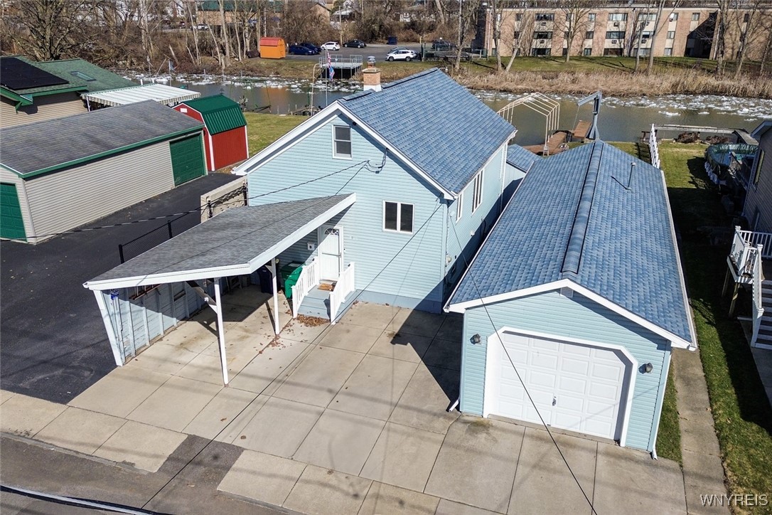 8124 W Rivershore Drive, Niagara Falls, New York image 1