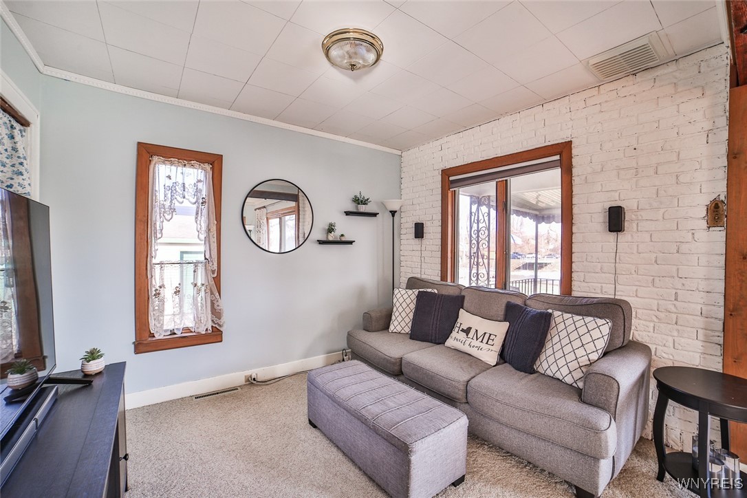 8124 W Rivershore Drive, Niagara Falls, New York image 25