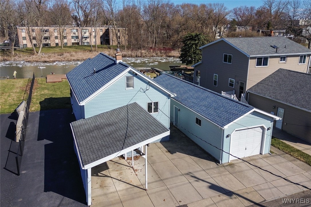 8124 W Rivershore Drive, Niagara Falls, New York image 3