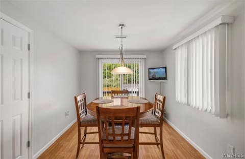 Tiny photo for 5698 Jennifer Drive W, Lockport Town, NY 14094 (MLS # B1701217)