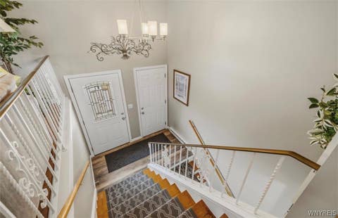 Tiny photo for 5698 Jennifer Drive W, Lockport Town, NY 14094 (MLS # B1701217)