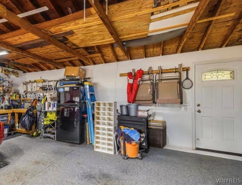 Tiny photo for 5698 Jennifer Drive W, Lockport Town, NY 14094 (MLS # B1701217)