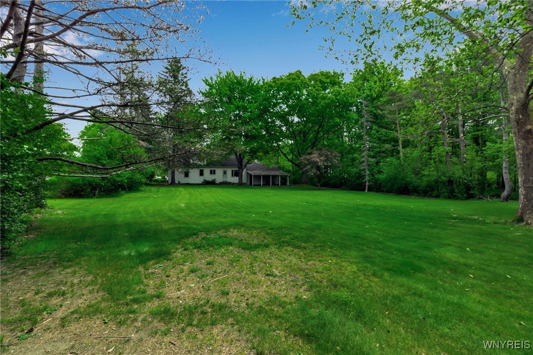 131 Idlewood Drive, Aurora, New York image 7