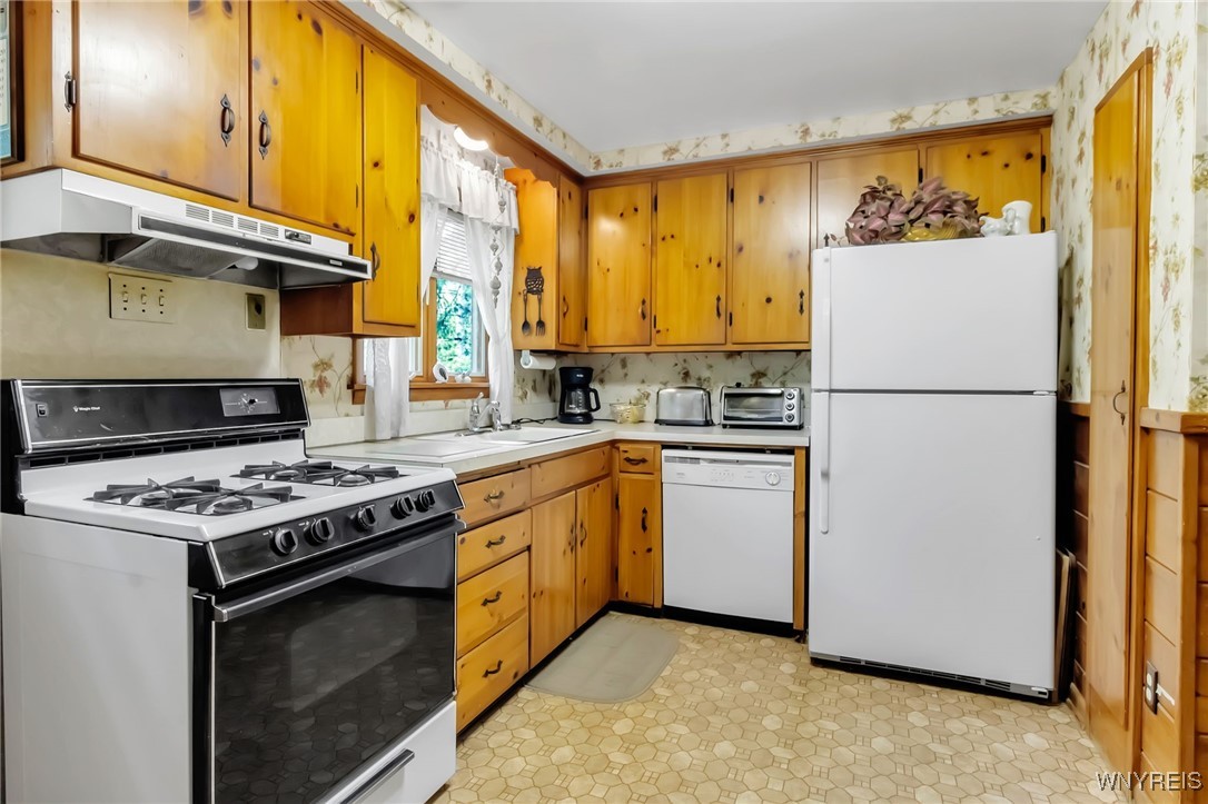 131 Idlewood Drive, Aurora, New York image 21