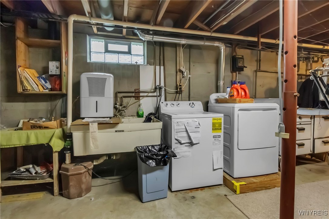 131 Idlewood Drive, Aurora, New York image 39