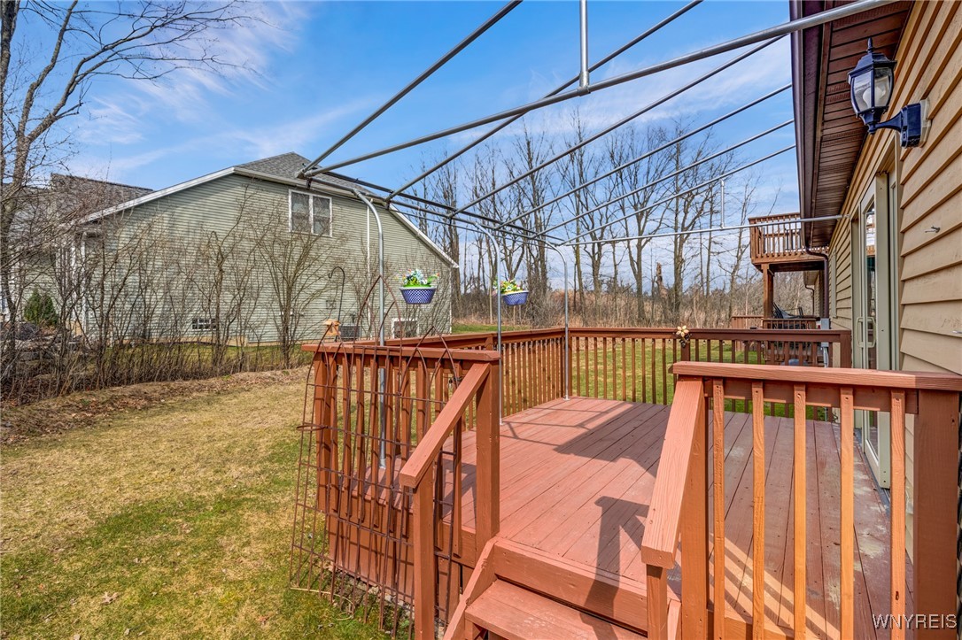 805 Carriage Lane, Lewiston, New York image 9