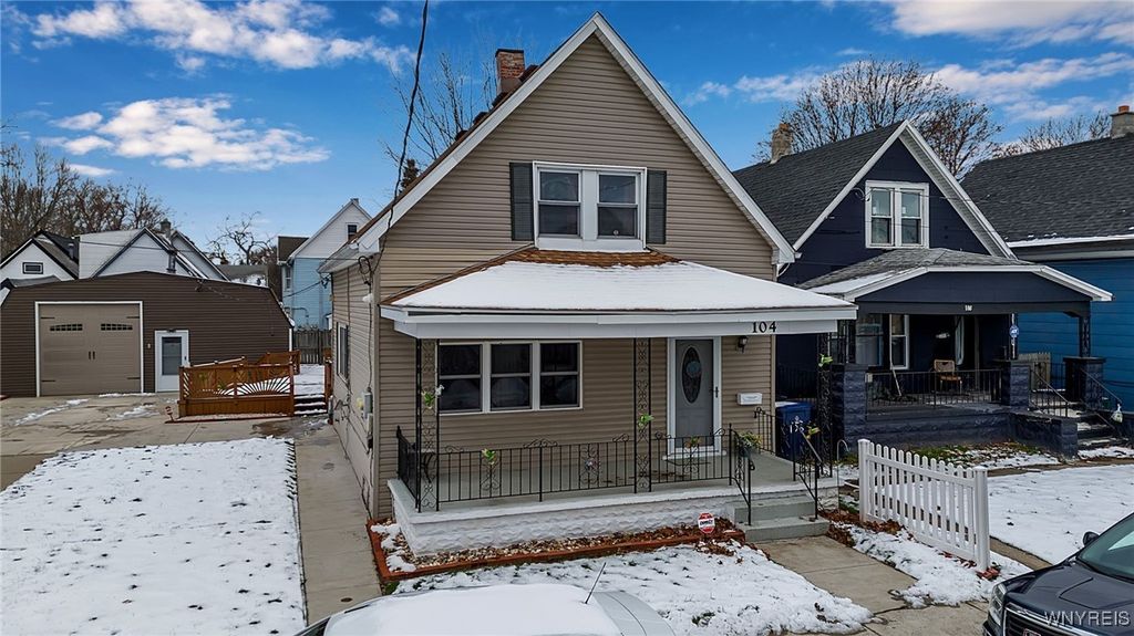 Photo of 104 Weimar Street, Buffalo, NY 14206 (MLS # B1652819)