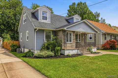 Tiny photo for 629 74th Street, Niagara Falls, NY 14304 (MLS # B1702372)