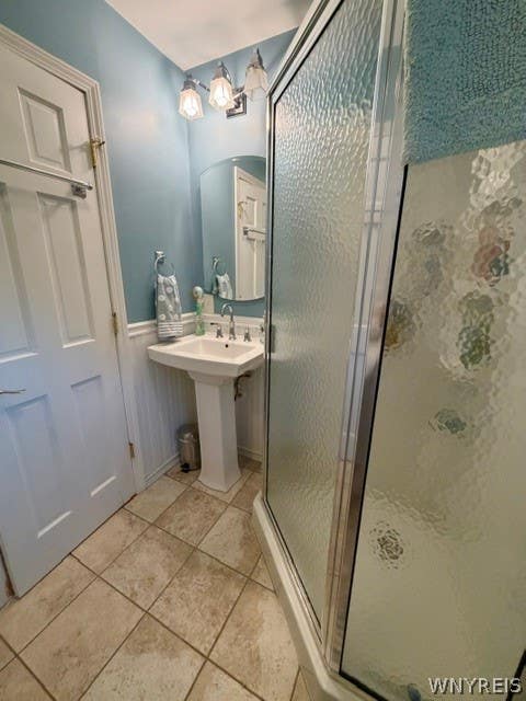 Tiny photo for 8143 West Avenue, Royalton, NY 14067 (MLS # B1709365)