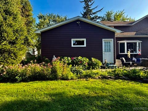 Tiny photo for 8143 West Avenue, Royalton, NY 14067 (MLS # B1709365)