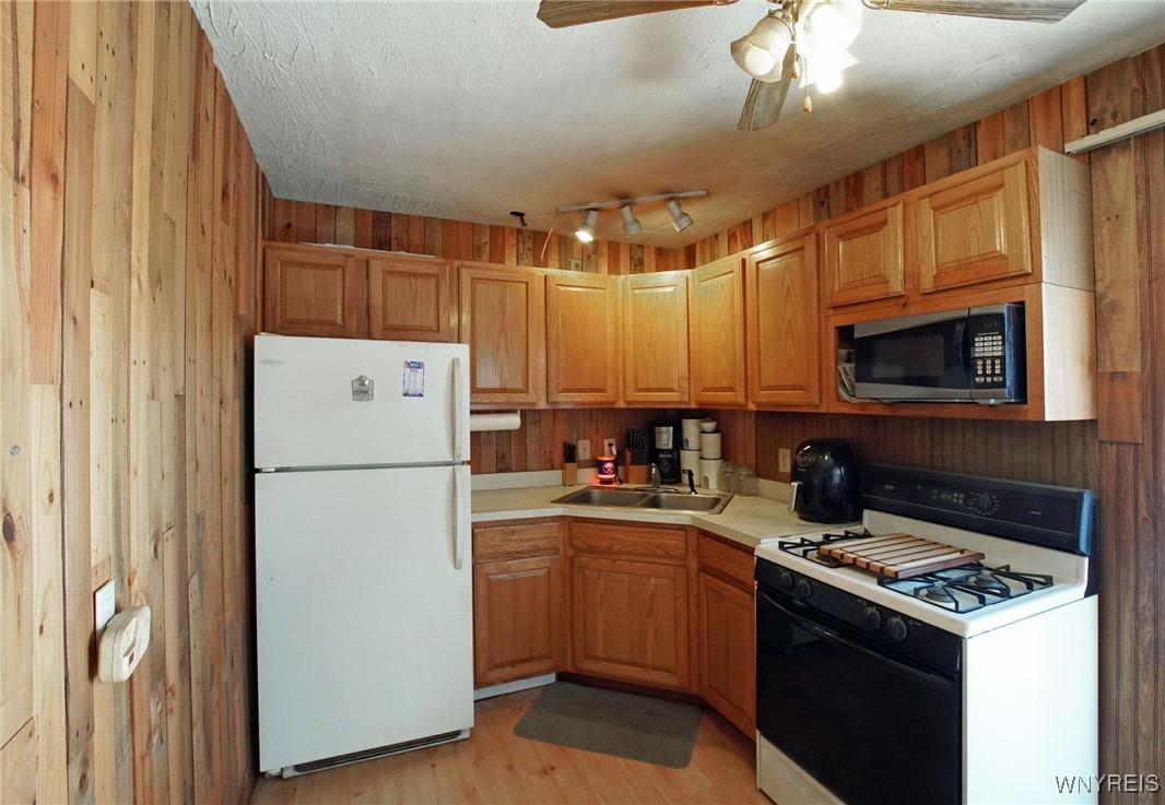 140 E Prospect Avenue, Hamburg, New York image 5