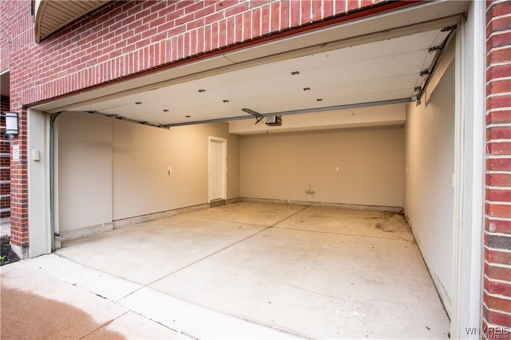 35 Ojibwa Circle, Buffalo, New York image 3