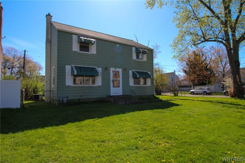 Homes For Sale - 29 Allendale Road<br/> Cheektowaga, NY 14215