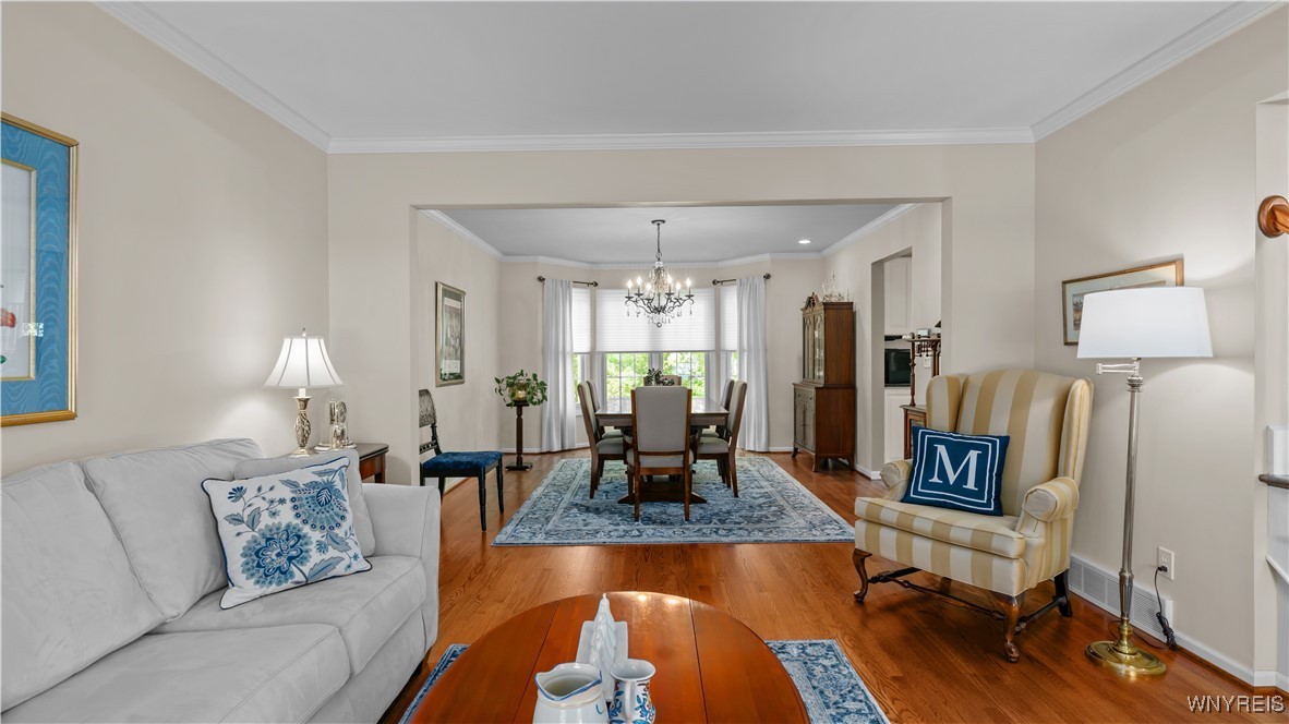 29 Ventura Drive, Orchard Park, New York image 7