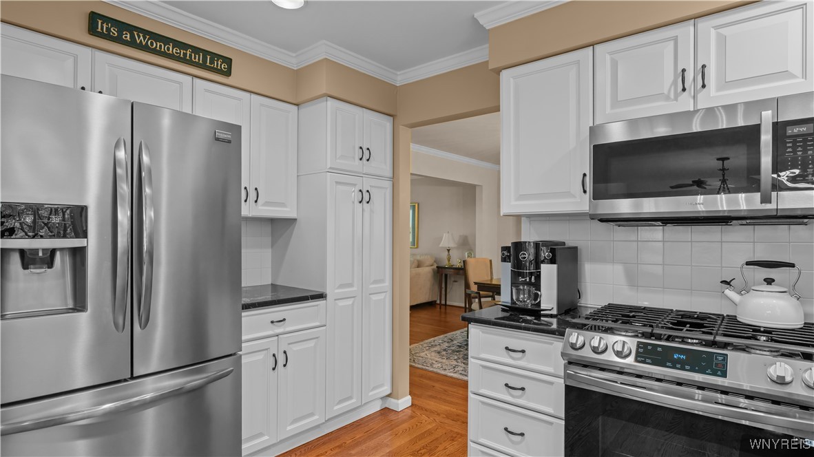 29 Ventura Drive, Orchard Park, New York image 17