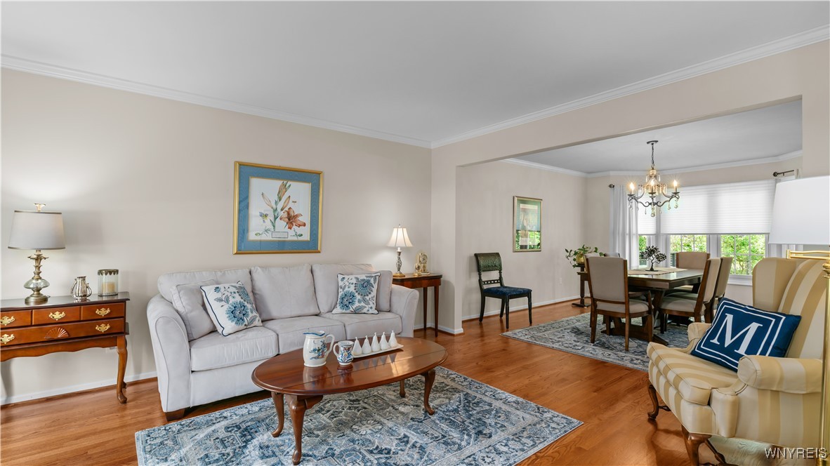 29 Ventura Drive, Orchard Park, New York image 8